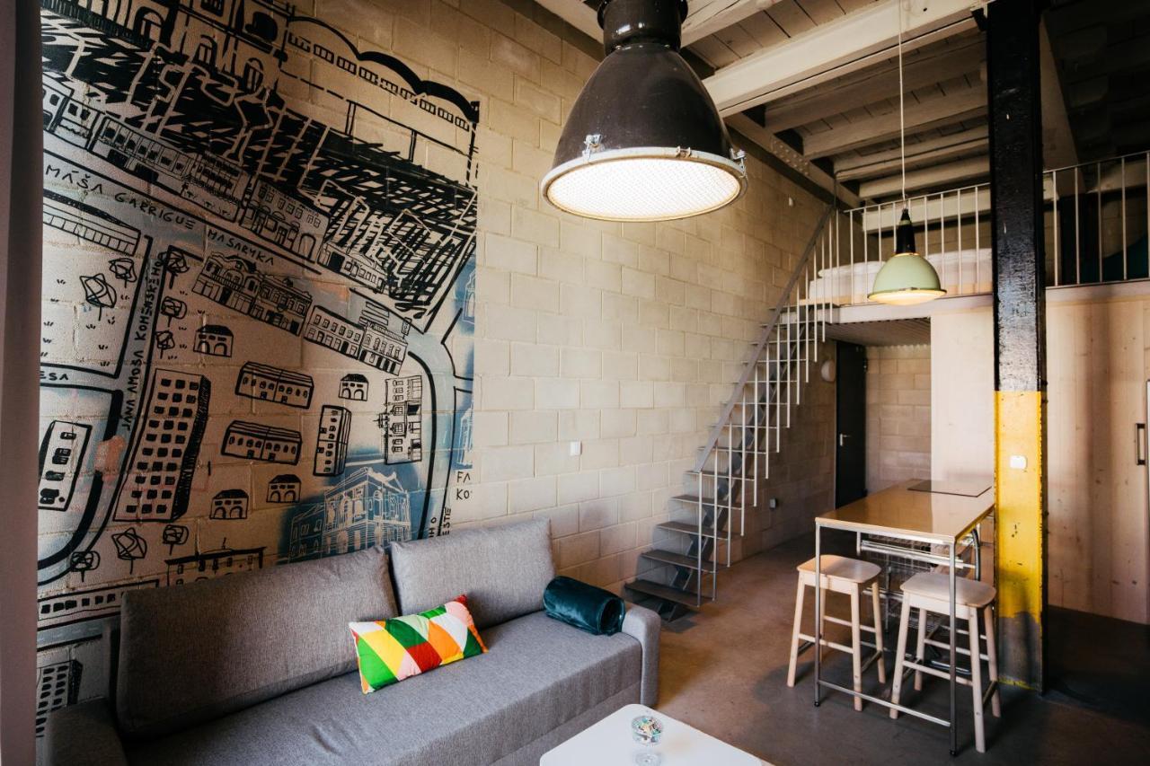 Appartement Smaltovna Lofty à Lučenec Extérieur photo