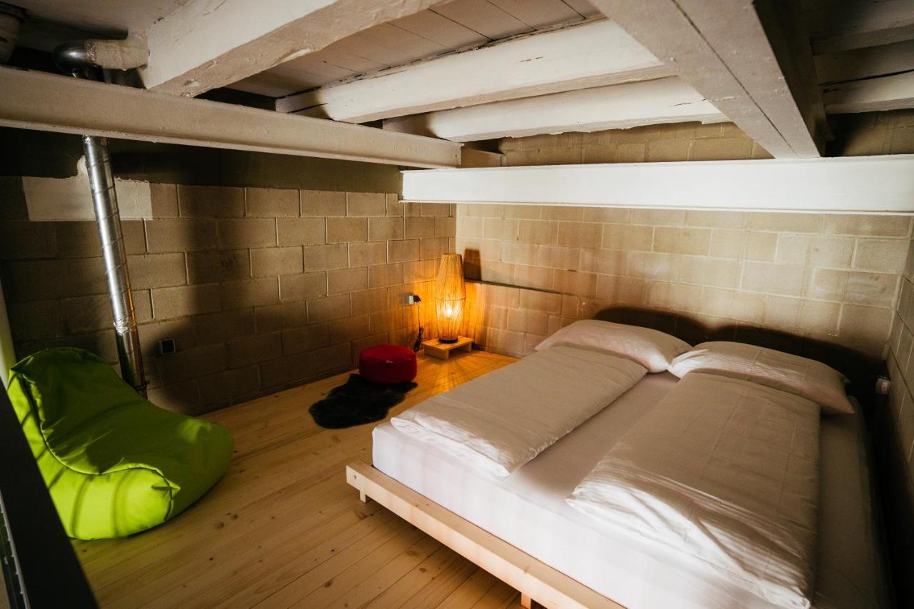 Appartement Smaltovna Lofty à Lučenec Extérieur photo